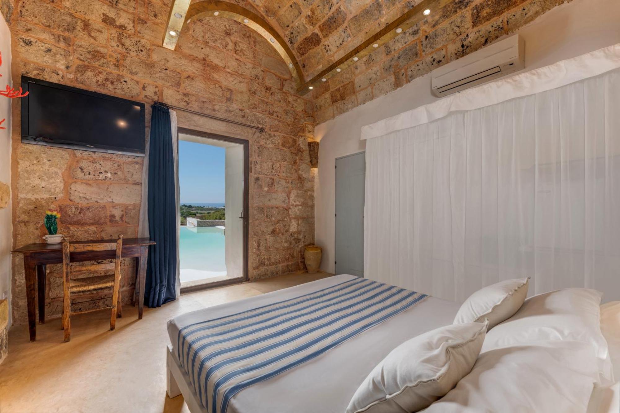 Masseria Samenti Torre Suda Exterior photo